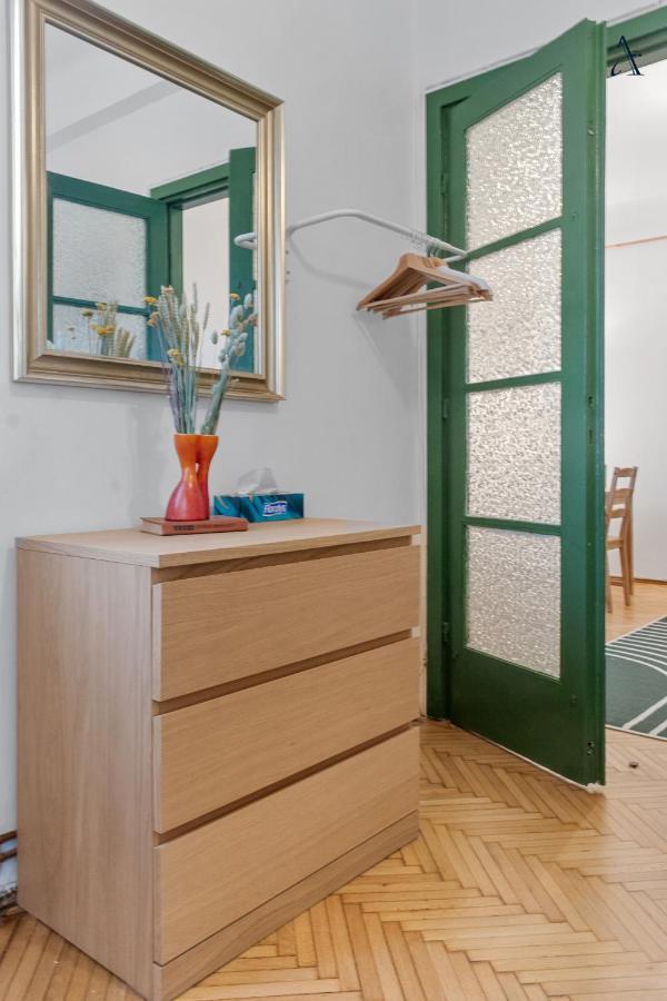 11 Apartments Bukarest Kültér fotó