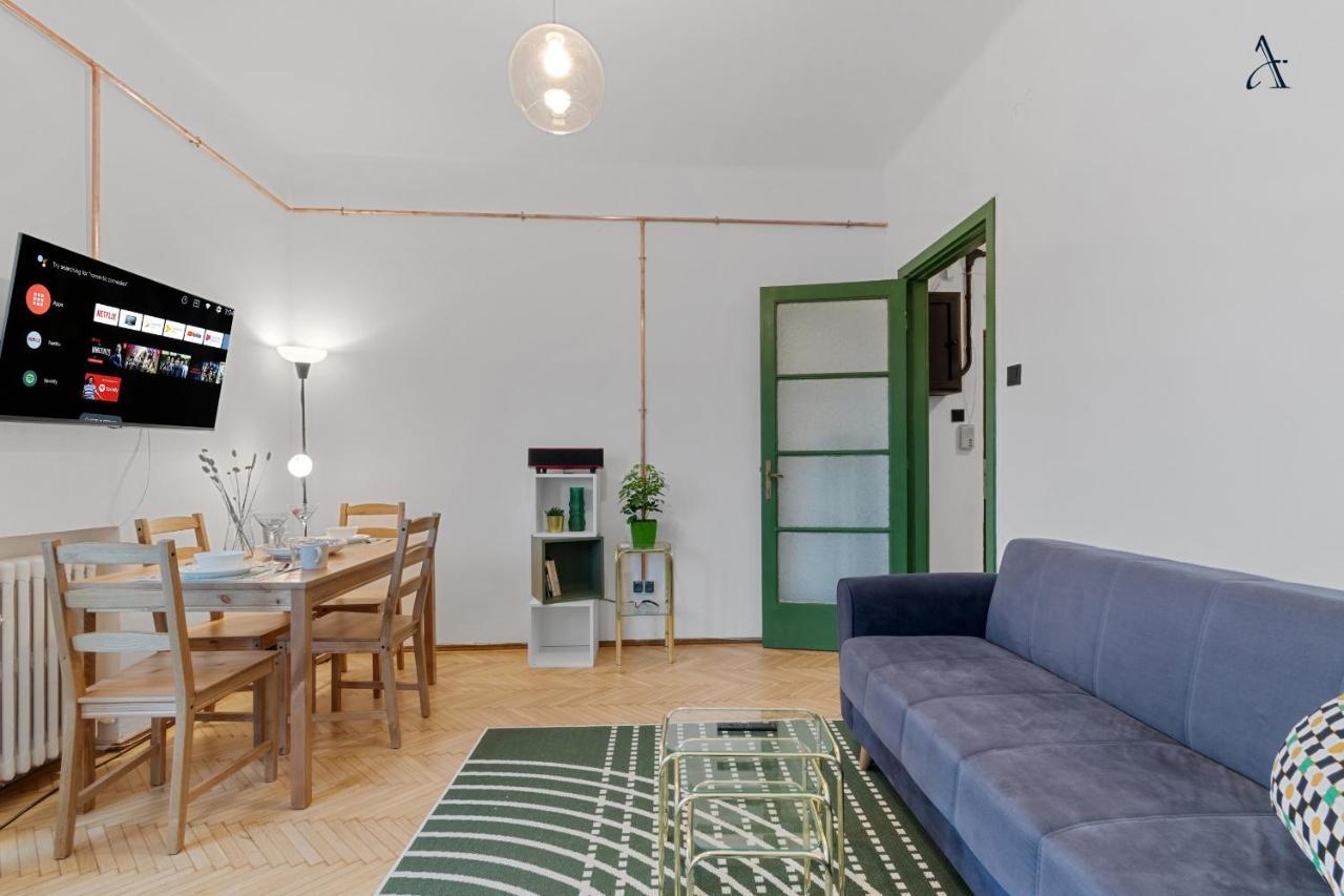 11 Apartments Bukarest Kültér fotó