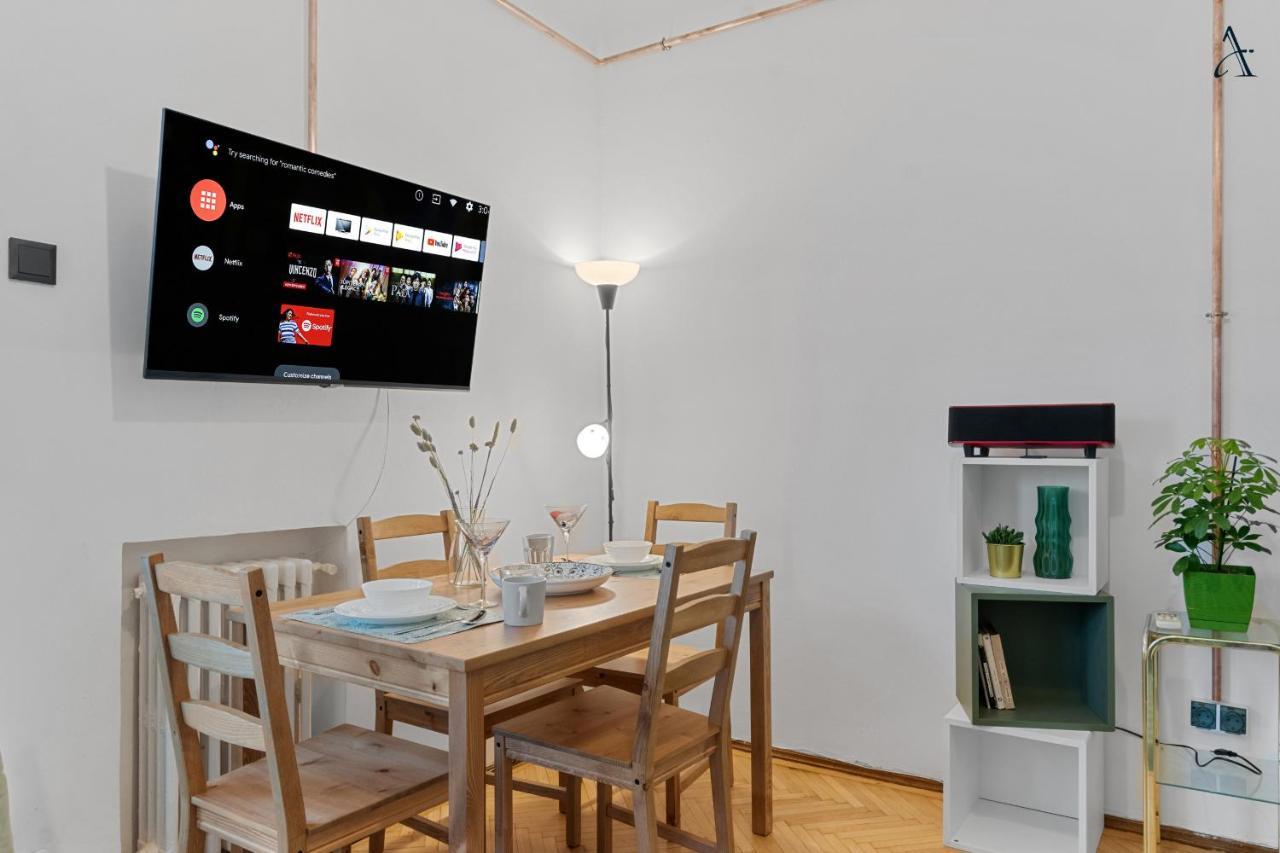11 Apartments Bukarest Kültér fotó